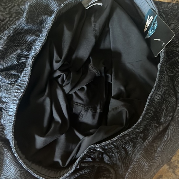 Speedo swim trunks - Picture 9 of 11